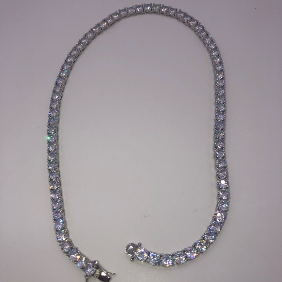 18k 75ct Tennis Necklace - Picture 8 of 13